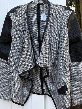 Generation Love Black and White Textured Open Front Blazer m